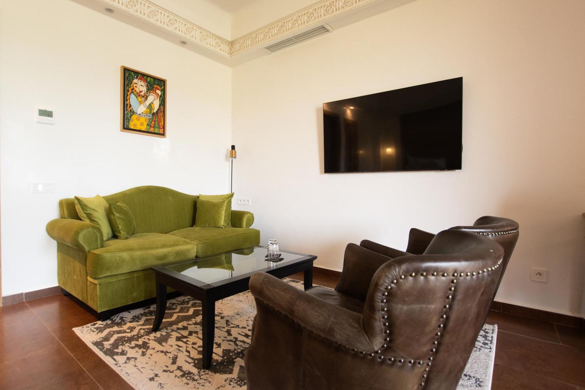 Junior Suite with Balcony,1642315739:JPEG